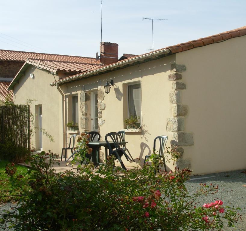 La Libaudiere Bed & Breakfast Pouzauges Exterior photo